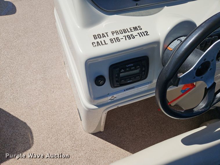 image for item EI3973 2016 Play Craft Clipper 2400 pontoon boat