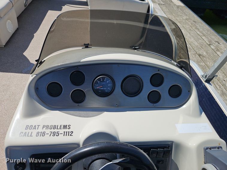 image for item EI3973 2016 Play Craft Clipper 2400 pontoon boat