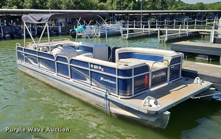 image for item EI3974 2016 Play Craft Clipper 2400 pontoon boat