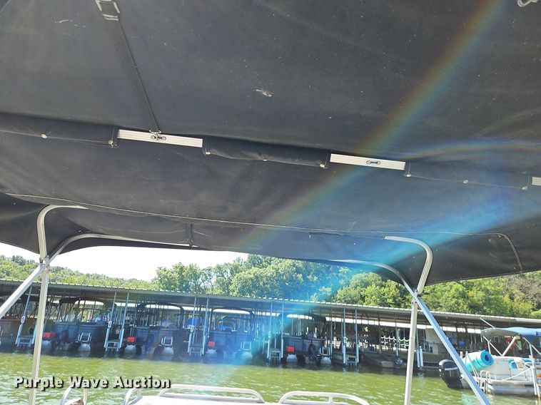 image for item EI3974 2016 Play Craft Clipper 2400 pontoon boat