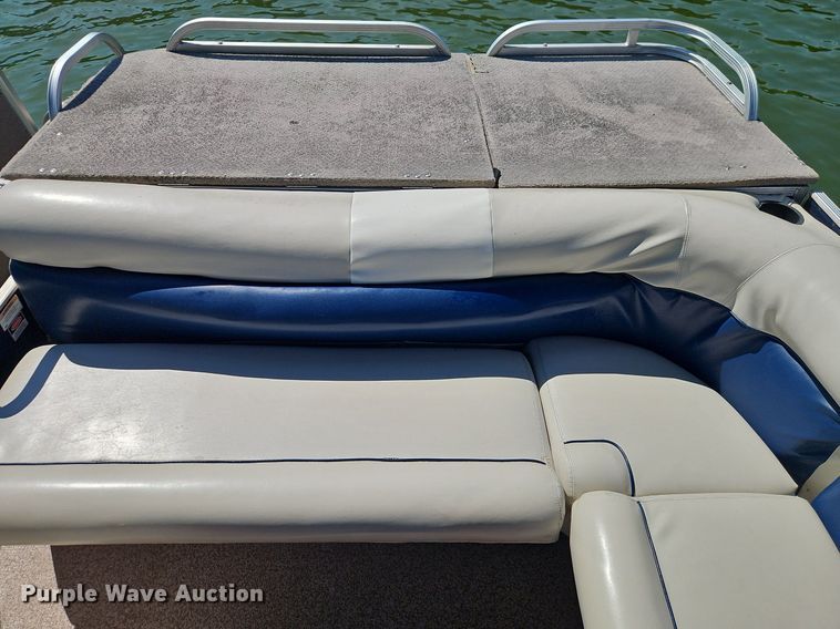 image for item EI3974 2016 Play Craft Clipper 2400 pontoon boat