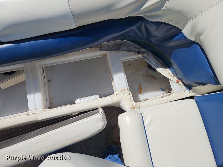 image for item EI3974 2016 Play Craft Clipper 2400 pontoon boat