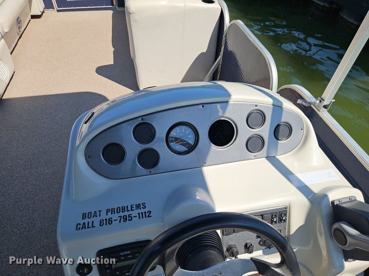 image for item EI3974 2016 Play Craft Clipper 2400 pontoon boat