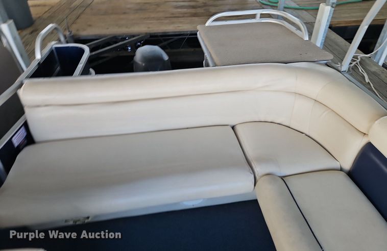 image for item EI3976 2012 Play Craft Clipper 2400 pontoon boat