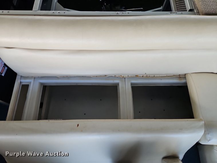 image for item EI3976 2012 Play Craft Clipper 2400 pontoon boat