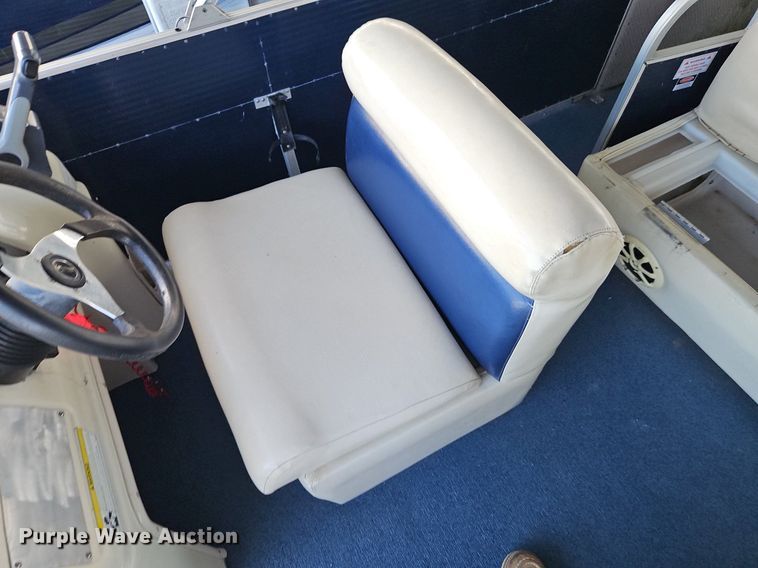 image for item EI3976 2012 Play Craft Clipper 2400 pontoon boat