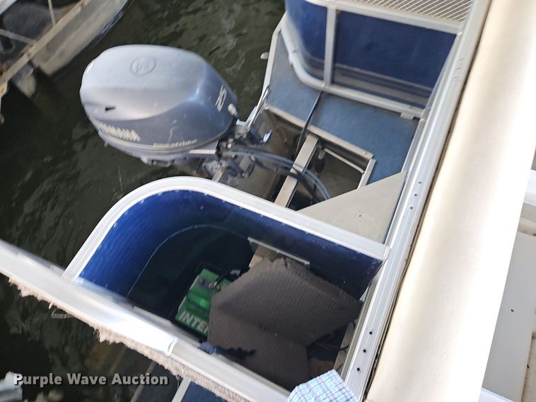 image for item EI3976 2012 Play Craft Clipper 2400 pontoon boat