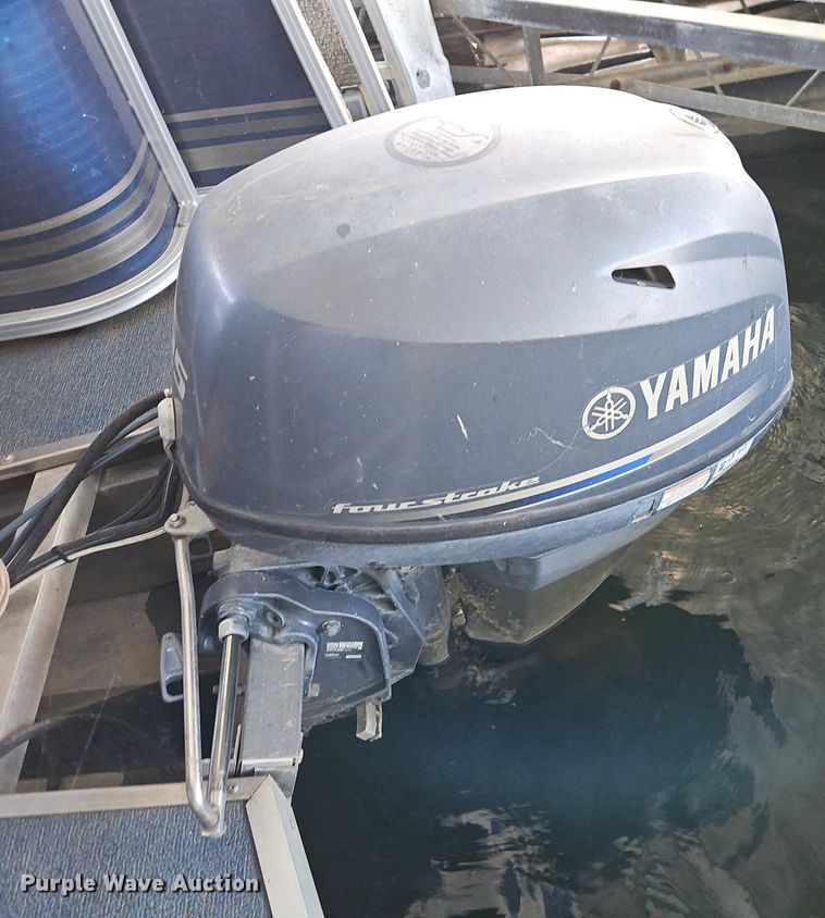 image for item EI3976 2012 Play Craft Clipper 2400 pontoon boat