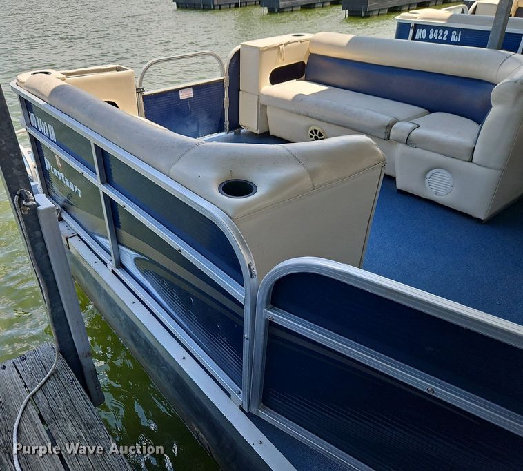 image for item EI3977 2012 Play Craft Clipper 2400 pontoon boat