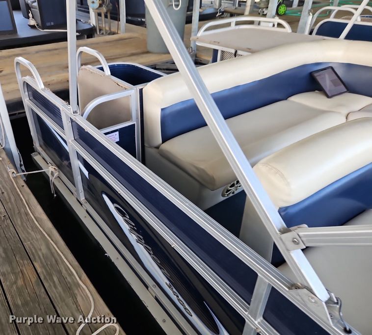 image for item EI3977 2012 Play Craft Clipper 2400 pontoon boat