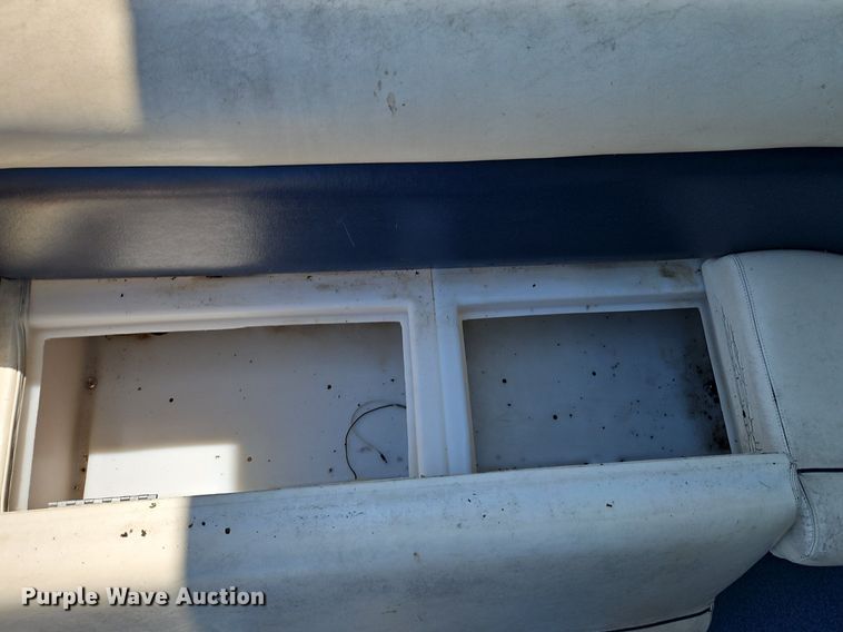 image for item EI3977 2012 Play Craft Clipper 2400 pontoon boat