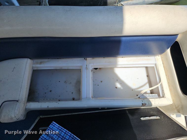 image for item EI3977 2012 Play Craft Clipper 2400 pontoon boat