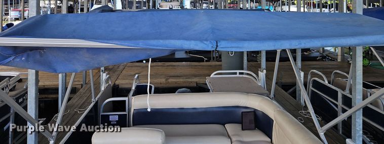 image for item EI3977 2012 Play Craft Clipper 2400 pontoon boat