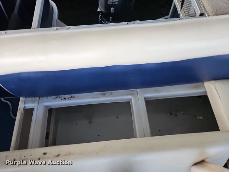 image for item EI3977 2012 Play Craft Clipper 2400 pontoon boat