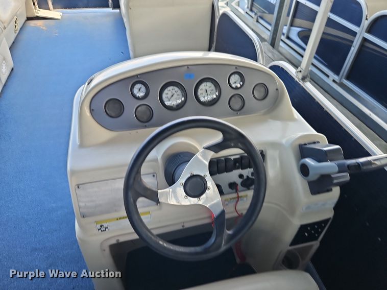 image for item EI3977 2012 Play Craft Clipper 2400 pontoon boat