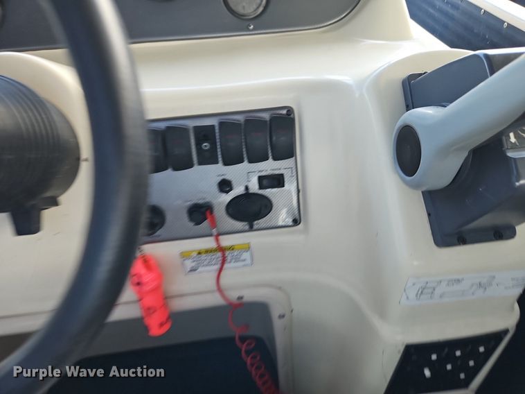 image for item EI3977 2012 Play Craft Clipper 2400 pontoon boat