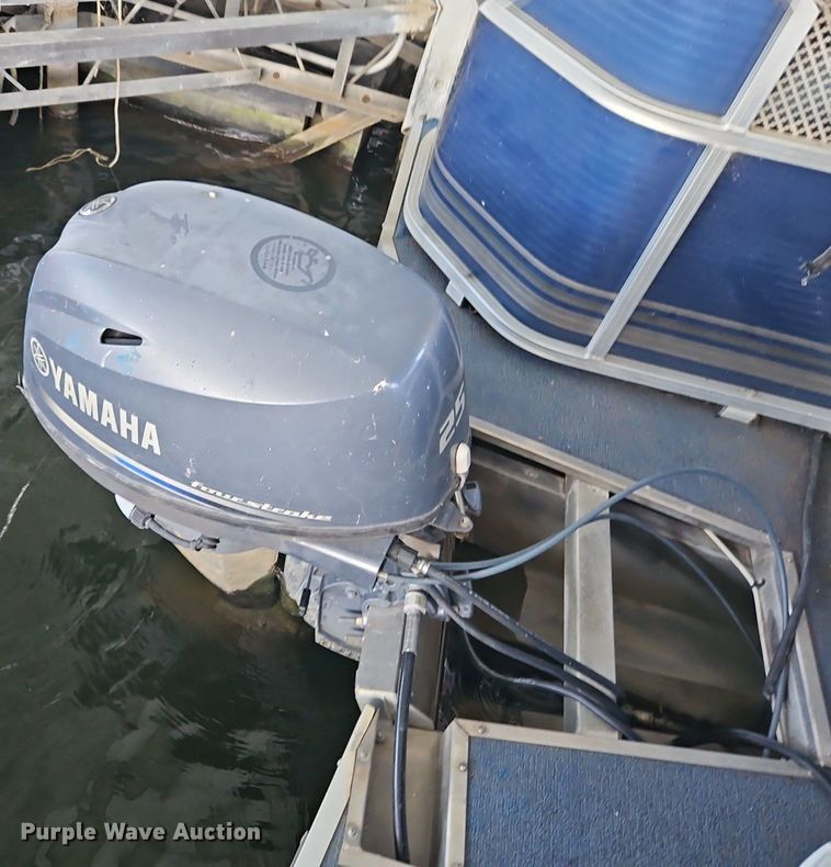 image for item EI3977 2012 Play Craft Clipper 2400 pontoon boat