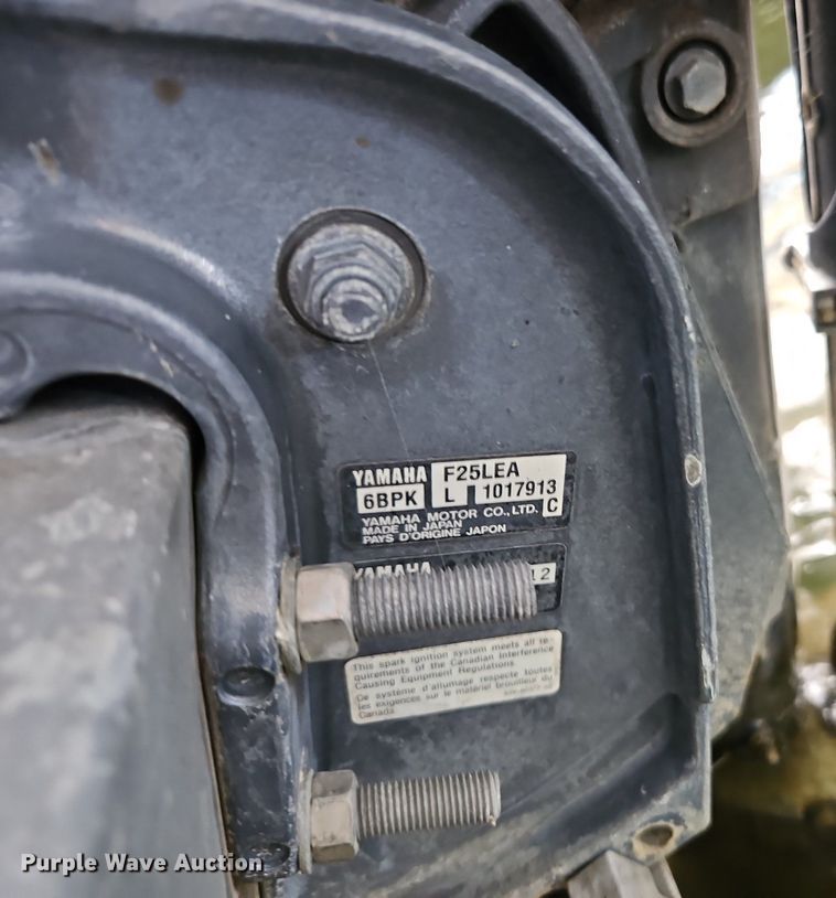 image for item EI3977 2012 Play Craft Clipper 2400 pontoon boat