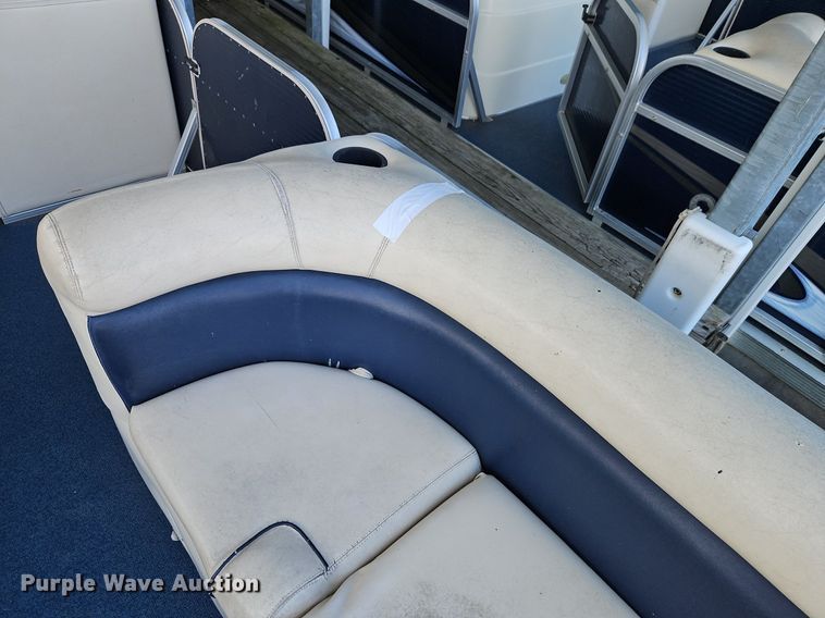 image for item EI3978 2012 Play Craft Clipper 2400 pontoon boat