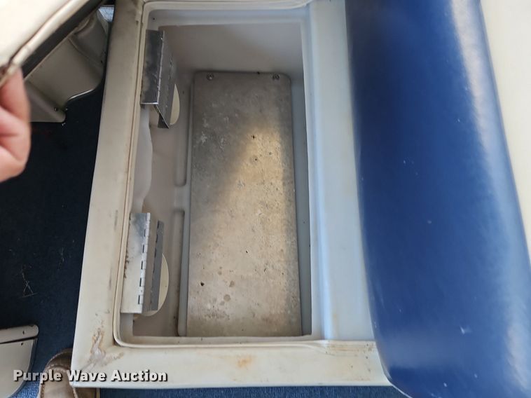 image for item EI3978 2012 Play Craft Clipper 2400 pontoon boat