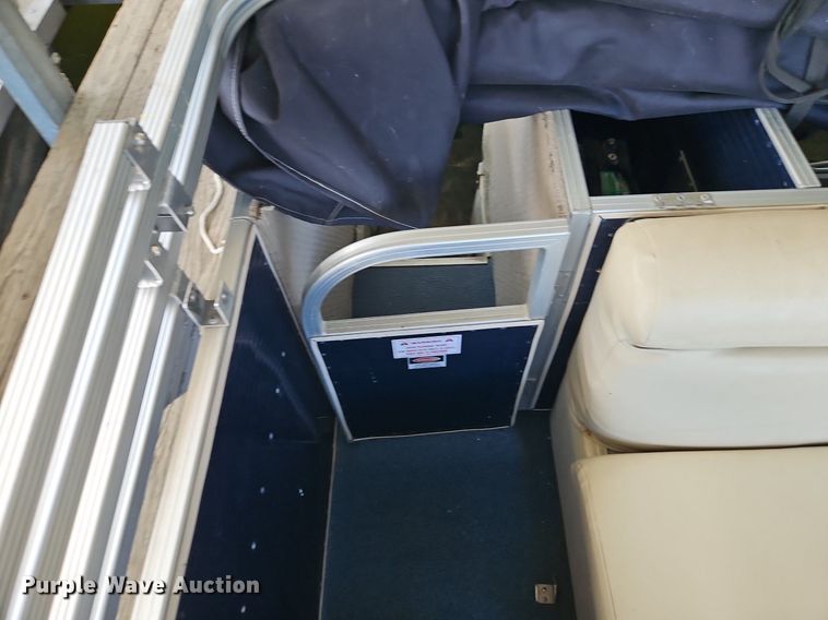 image for item EI3978 2012 Play Craft Clipper 2400 pontoon boat