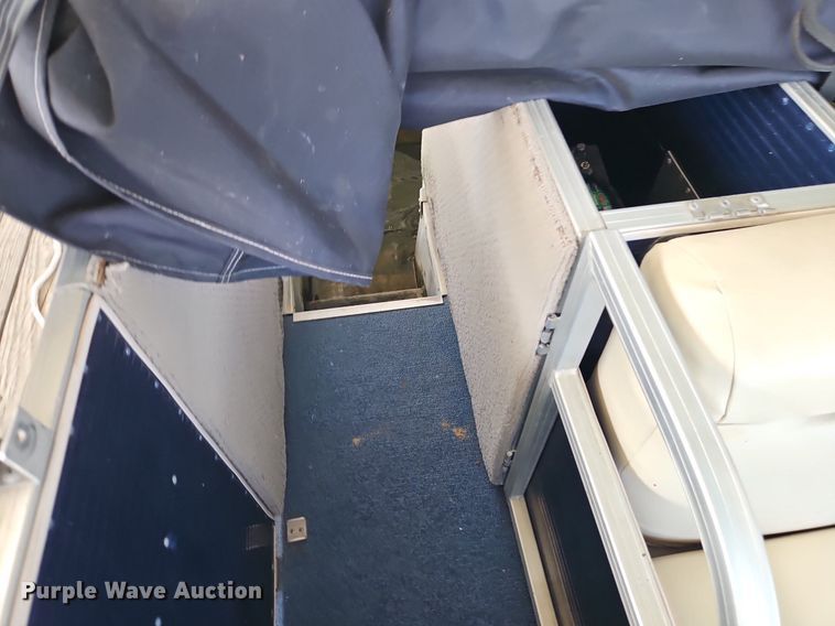 image for item EI3978 2012 Play Craft Clipper 2400 pontoon boat