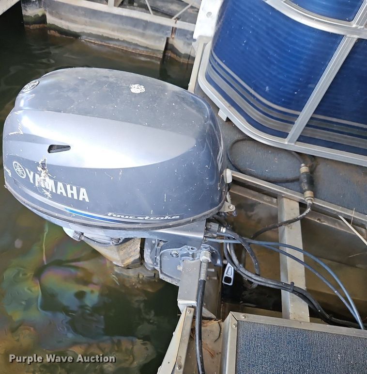 image for item EI3978 2012 Play Craft Clipper 2400 pontoon boat