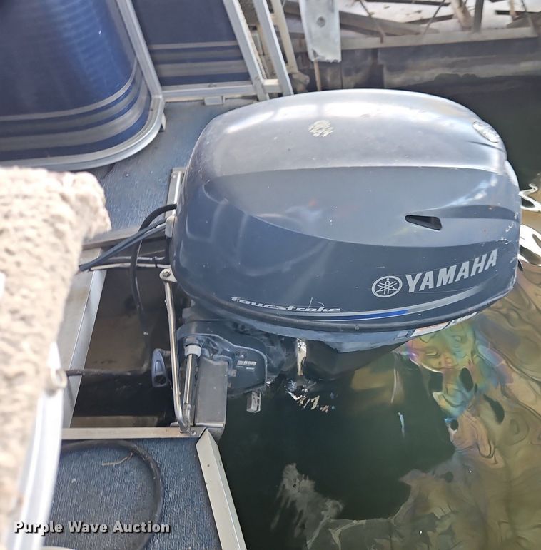 image for item EI3978 2012 Play Craft Clipper 2400 pontoon boat