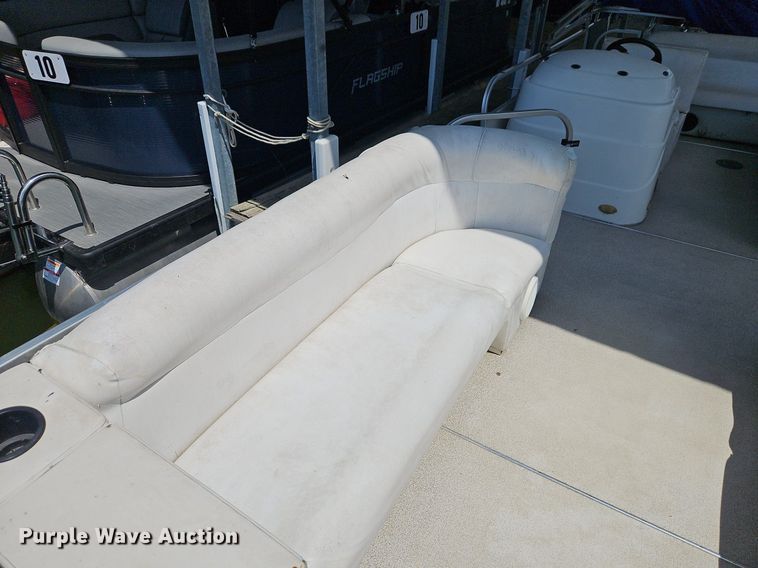 image for item EI3979 2007 Playcraft Clipper 2400 pontoon boat