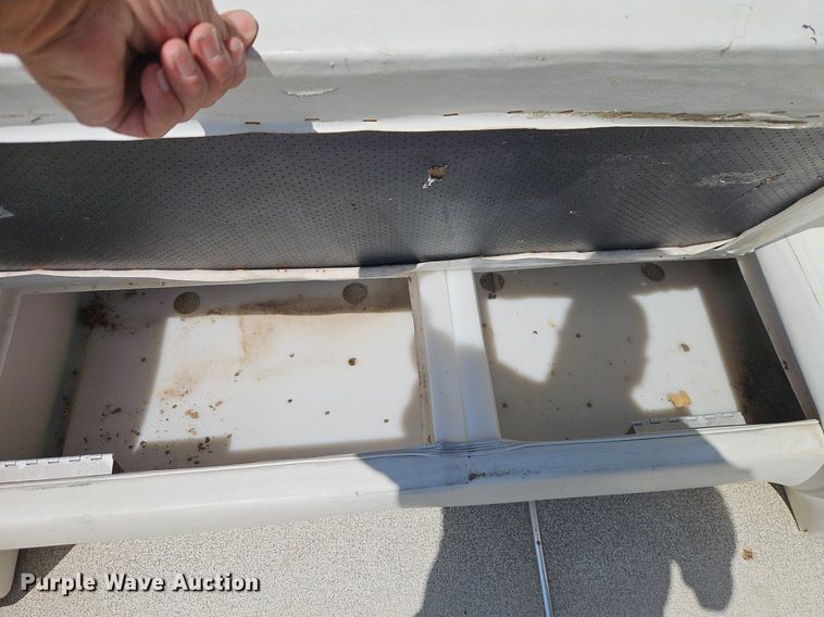 image for item EI3979 2007 Playcraft Clipper 2400 pontoon boat