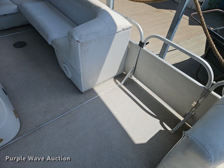 image for item EI3979 2007 Playcraft Clipper 2400 pontoon boat