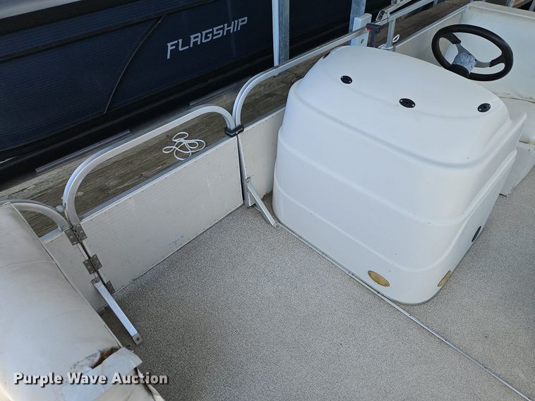 image for item EI3979 2007 Playcraft Clipper 2400 pontoon boat