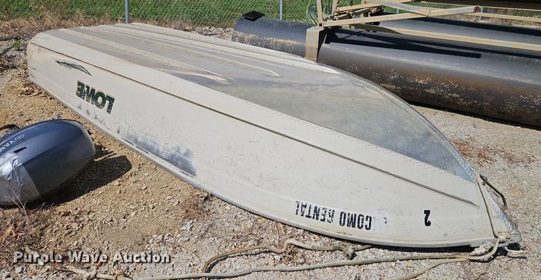 image for item EI3981 2004 Lowe  Sea Nymph 1667T boat