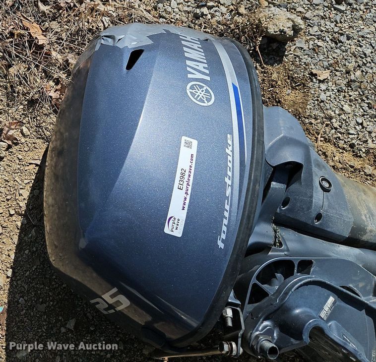 image for item EI3982 2020 Yamaha F25LC outboard motor