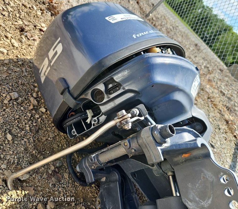 image for item EI3982 2020 Yamaha F25LC outboard motor