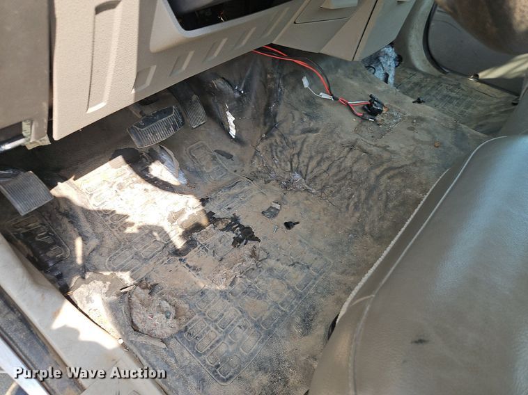 image for item EI8171 2008 Ford F450 Super Duty XL  dump flatbed truck