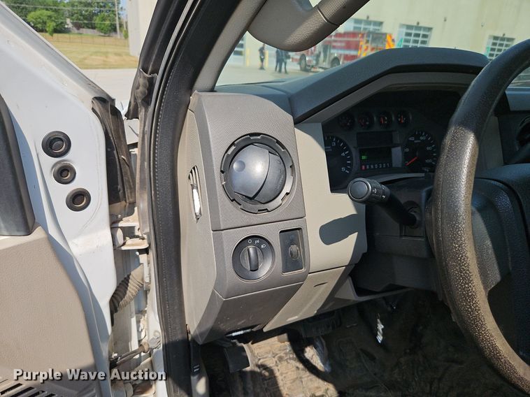 image for item EI8171 2008 Ford F450 Super Duty XL  dump flatbed truck