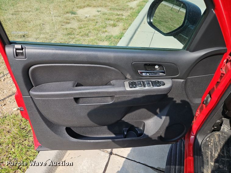 image for item EI8172 2013 Chevrolet  Tahoe SUV