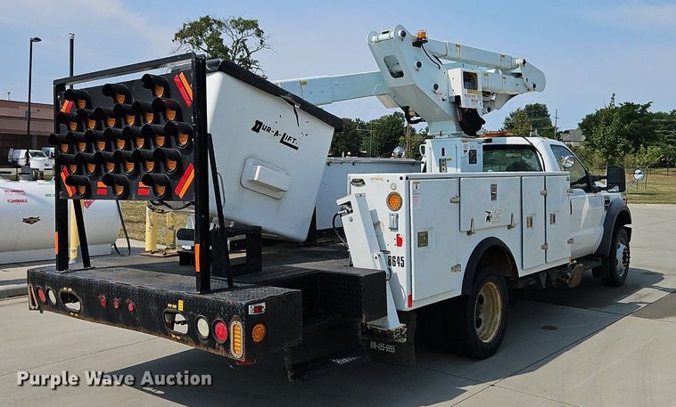 image for item EI8173 2008 Ford  F550 Super Duty XL bucket truck
