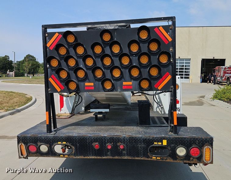 image for item EI8173 2008 Ford  F550 Super Duty XL bucket truck