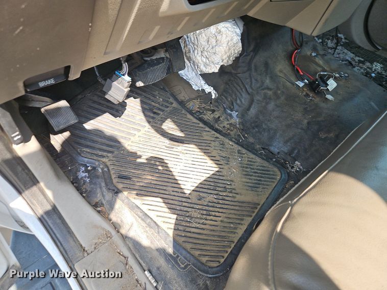 image for item EI8173 2008 Ford  F550 Super Duty XL bucket truck