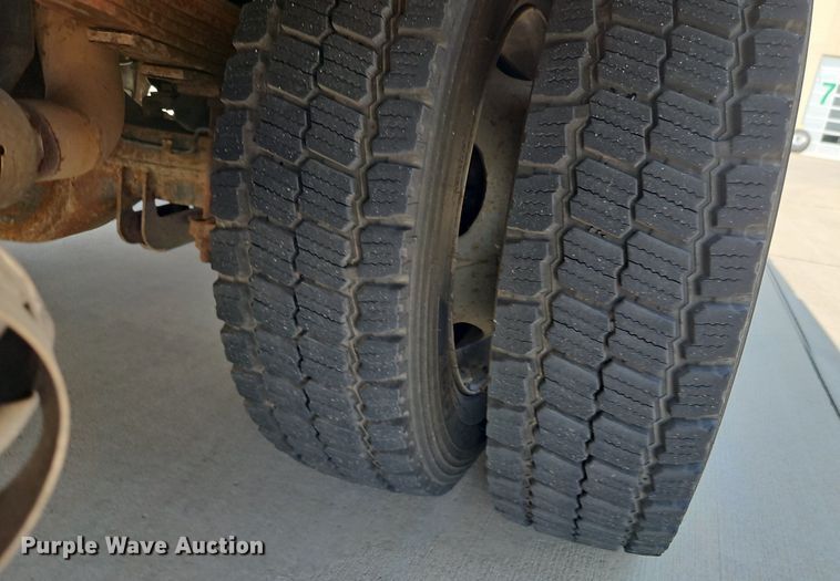 image for item EI8173 2008 Ford  F550 Super Duty XL bucket truck