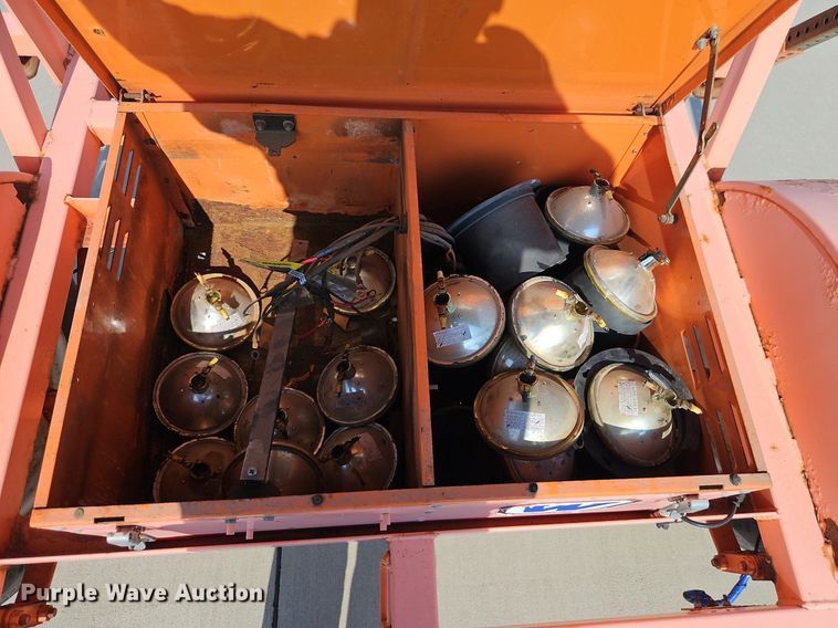 image for item EI8174 Wanco Arrow light board