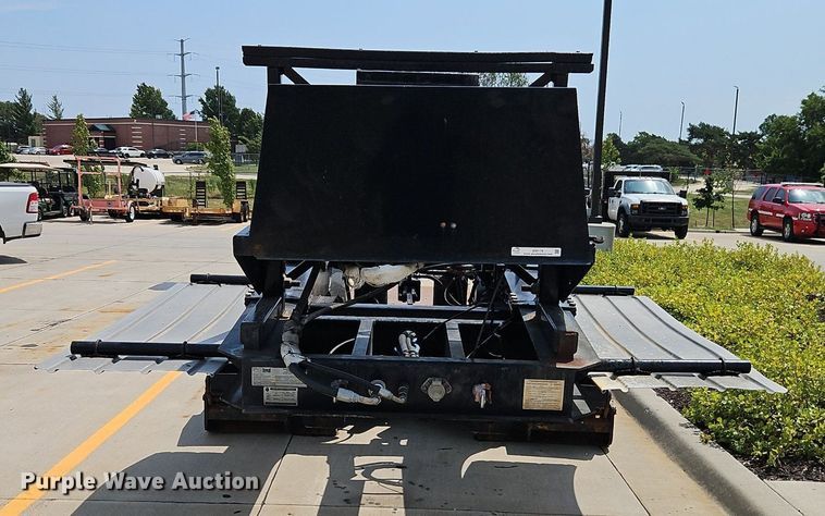 image for item EI8176 1991 Landoll lowboy equipment trailer