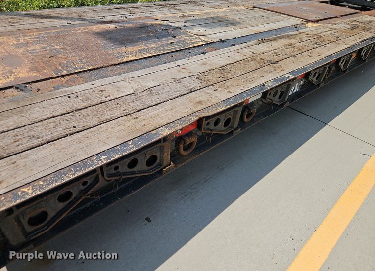 image for item EI8176 1991 Landoll lowboy equipment trailer