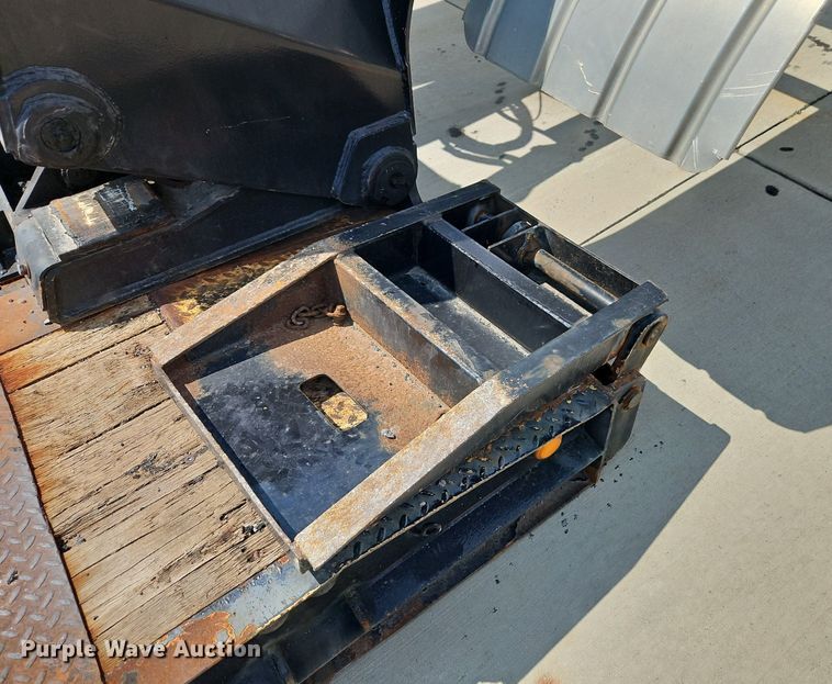 image for item EI8176 1991 Landoll lowboy equipment trailer