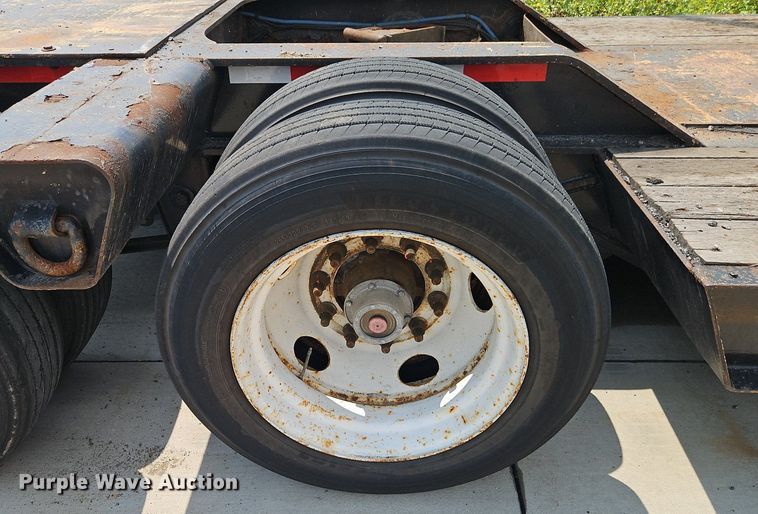 image for item EI8176 1991 Landoll lowboy equipment trailer