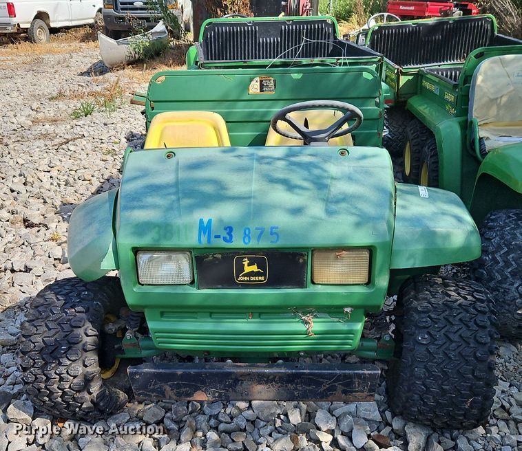 image for item EI8187 1996 John Deere Gator 4x2 utility vehicle