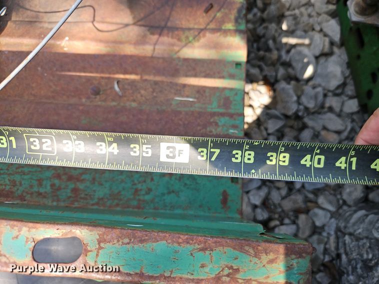 image for item EI8187 1996 John Deere Gator 4x2 utility vehicle