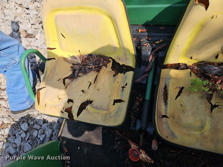 image for item EI8187 1996 John Deere Gator 4x2 utility vehicle